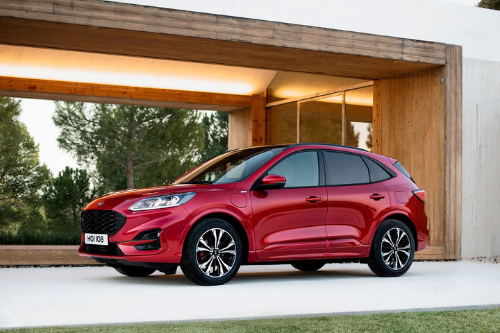 Ford Kuga με χαμηλό επιτόκιο 2,99% και όφελος ανταλλαγής 2.140 €