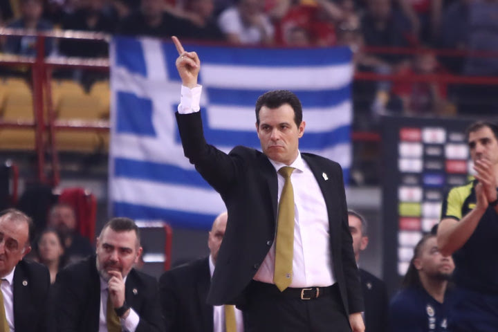 Ιτούδης: “Ο Ολυμπιακός εξακολουθεί να είναι φαβορί, αλλά αποδείξαμε ότι μπορούμε να τον ανταγωνιστούμε”