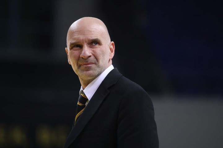 Ο Ηλίας Καντζούρης αφήνει τον πάγκο της Λιμόζ για αυτόν της Χάποελ Ιερουσαλήμ σύμφωνα με ισραηλινό δημοσίευμα