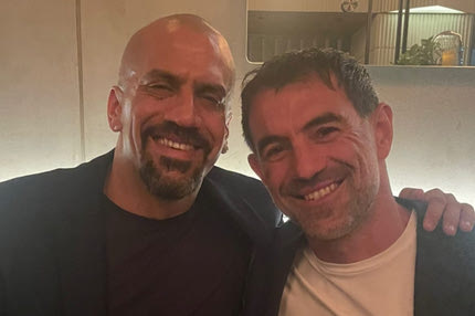 Reunion για τον Γιώργο Καραγκούνη με τον Χουάν Σεμπαστιάν Βερόν στην Ινδονησία