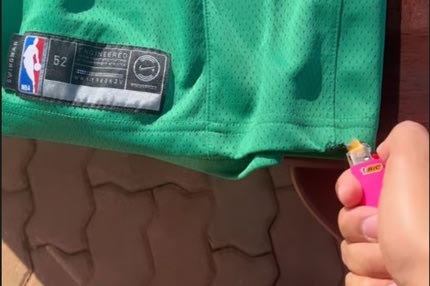 Ο Νικ Κύργιος έκαψε φανέλα των Σέλτικς μετά τον αποκλεισμό από τους Χιτ