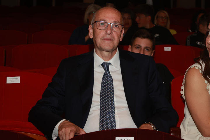 Τα συγχαρητήρια της ΚΑΕ Ολυμπιακός για την επανεκλογή του Βαγγέλη Λιόλιου