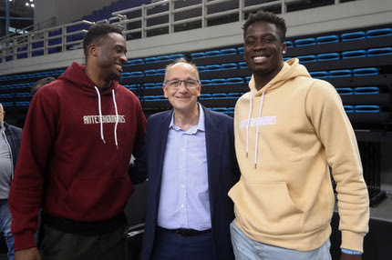 Θανάσης και Άλεξ Αντετοκούνμπο στα Άνω Λιόσια για το Final Four της Elite League