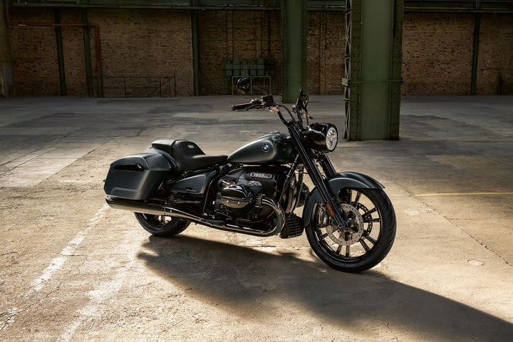 Nέα BMW R 18 Roctane για cruising & touring σε custom bagger στυλ