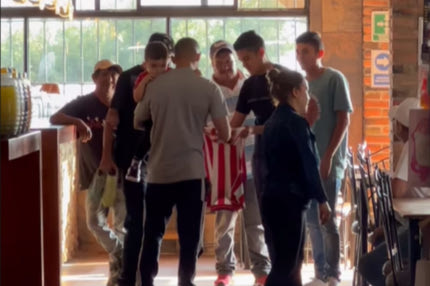 Ο Πινέδα επέστρεψε στο Μεξικό και αποθεώνεται από τον κόσμο μετά την κατάκτηση του νταμπλ με την Ένωση