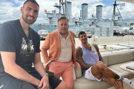 Στο Παλαιό Φάληρο ο Μιλουτίνοβ παρέα με τον Πρίντεζη