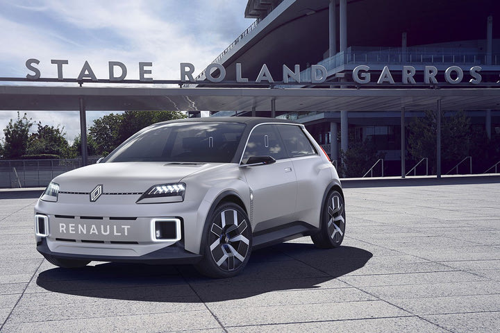 Το ηλεκτρικό Renault 5 σε ειδική έκδοση Ρολάν-Γκαρός
