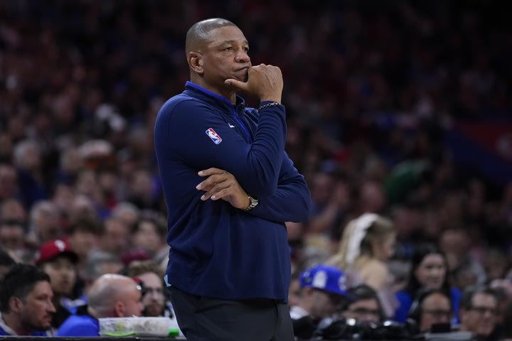 NBA: Τέλος ο Ντοκ Ρίβερς από τους Σίξερς