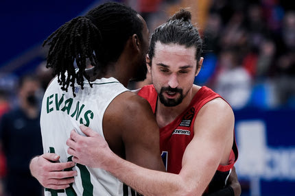 Ο Αλέξι Σβεντ δεν βρίσκει θέση στη EuroLeague και πηγαίνει για χοντρή μπάζα