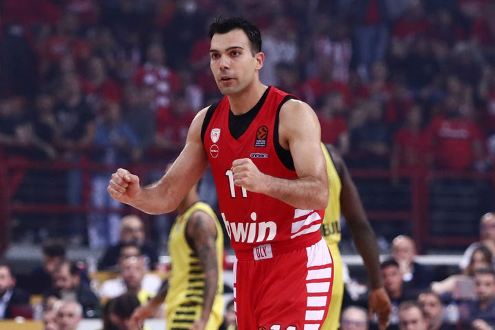 Ολυμπιακός: Το Double Pick and Roll και οι 36 πόντοι του Σλούκα, τα 33 λεπτά του Φαλ στο “ζωγραφιστό” και ο πολύτιμος Παπανικολάου