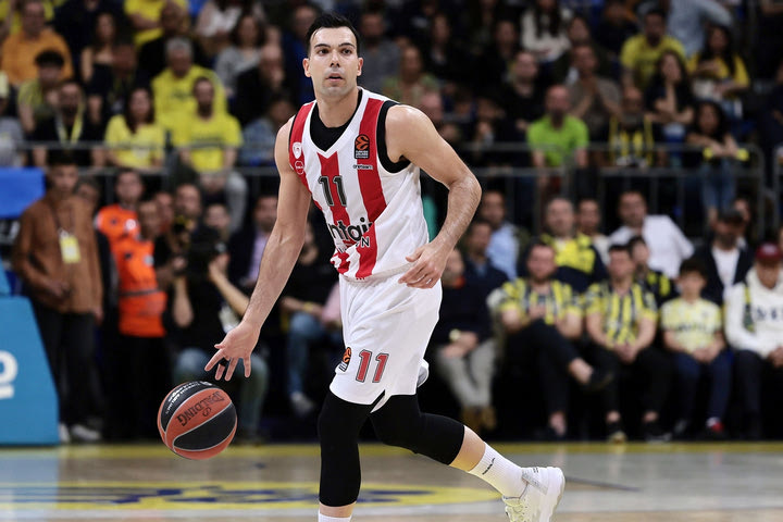 Σλούκας: “Δεν θυμάμαι πού πήγαινα μετά το τρίποντο”