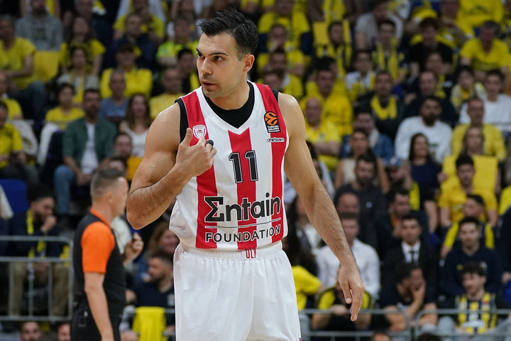 Keep calm, ο Ολυμπιακός έχει ακόμη αυτό για το οποίο πάλεψε όλη τη σεζόν