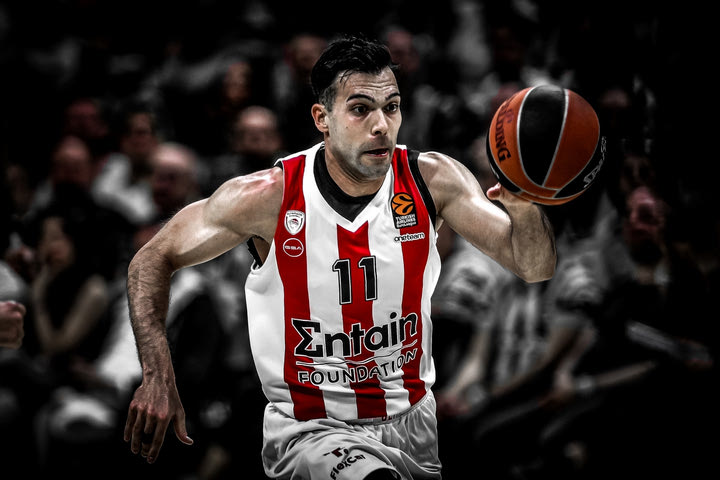 Ο Σλούκας έγινε παλιοσειρά στο Final Four και ονειρεύεται πρόκριση στον τελικό: “Ελπίζω να μην φτάσουμε σ’ ένα σουτ όπως κόντρα στη Φενέρ”