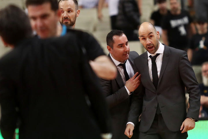 Παναθηναϊκός – Περιστέρι bwin: Ένταση ανάμεσα σε Σερέλη και Σπανούλη για ένα φάουλ