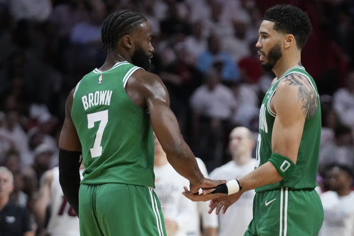Τα highlights από τη νίκη των Σέλτικς επί των Χιτ στο Game 4 των τελικών της Ανατολής
