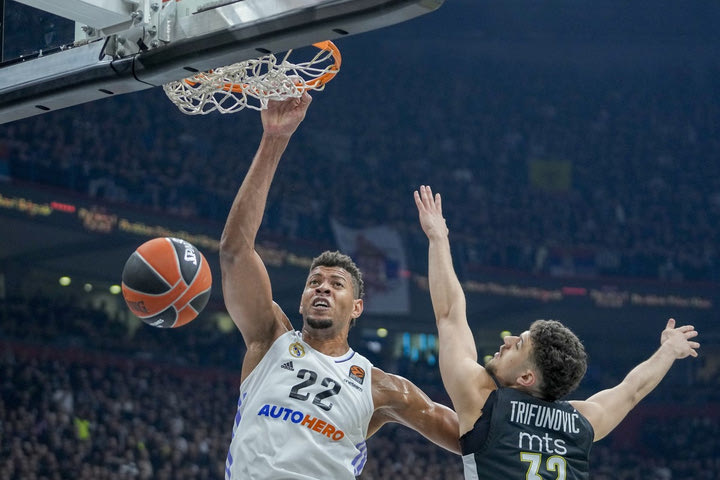 EuroLeague: Ο Ταβάρες “κατάπιε” την Παρτίζαν και αναδείχθηκε MVP
