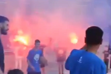 Τρίτωνας: Οι φίλοι της ομάδας πανηγύρισαν την άνοδο στο ανοιχτό γήπεδο του Γιάννη Αντετοκούνμπο