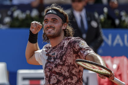 Βέσελι – Τσιτσιπάς 1-3: Ζόρικη πρόκριση για τον Στέφανο στο δεύτερο γύρο του Roland Garros