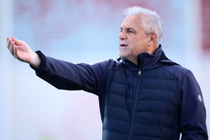 Ο Αλέκος Βοσνιάδης στο SPORT24 για την ανακοίνωση-μνημείο της απόλυσής του από τον Απόλλωνα: “Έχει απόλυτο δίκιο ο πρόεδρος”