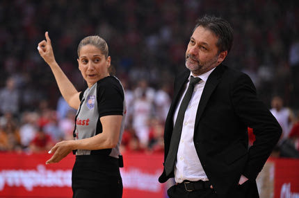 ΚΑΕ Παναθηναϊκός: “Τρίτο φετινό παιχνίδι με τον Ολυμπιακό που κρίνεται από διαιτητικά εγκλήματα, απαιτούμε ισονομία”