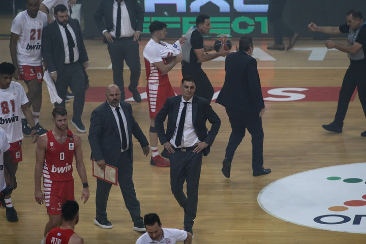 Το φύλλο αγώνα του Παναθηναϊκός – Ολυμπιακός: “Αυτά έγιναν στο ΟΑΚΑ, γι’ αυτό διακόπηκε ο τελικός, 0-20 το τελικό σκορ”