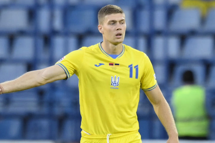 Ντνίπρο: Κρούση από τη Λάτσιο για το “κανόνι” της αντιπάλου του Παναθηναϊκού