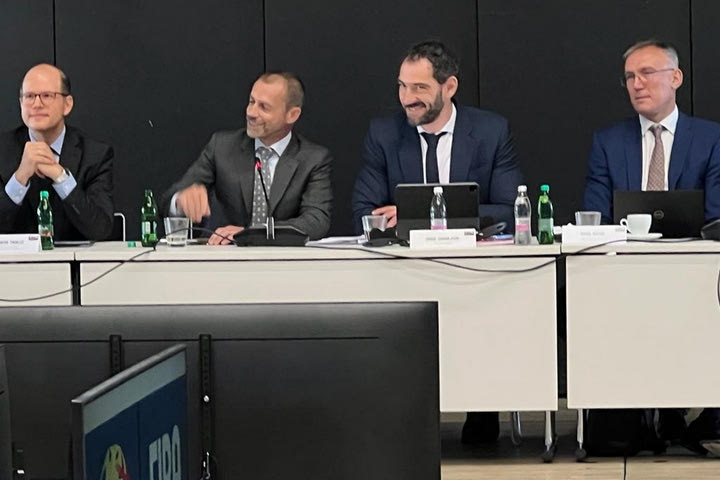 FIBA και UEFA επιβεβαίωσαν την καλή συνεργασία τους, ο Τσέφεριν παρευρέθηκε στην συνεδρίαση του νέου Δ.Σ της FIBA Europe