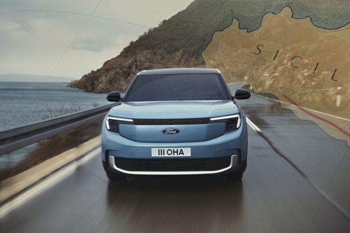 O Indiana Jones είναι ο Φορντ και οδηγεί… Ford