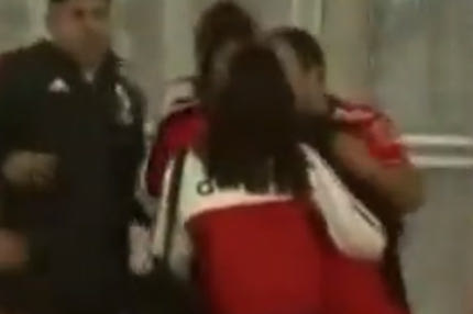 Το συγκινητικό μήνυμα της κόρης του αδικοχαμένου οπαδού της Ρίβερ Πλέιτ που έπεσε από το πάνω διάζωμα