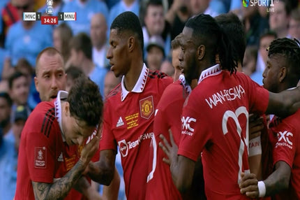 Μάντσεστερ Σίτι – Μάντσεστερ Γιουνάιτεντ: Πέταξαν αντικείμενο στον Λίντελοφ μετά το 1-1