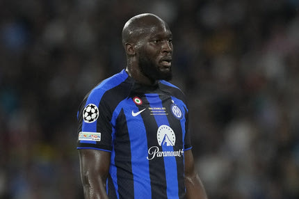 Οργισμένοι οι οπαδοί της Ίντερ με Λουκάκου: “Μας πρόδωσες, δεν θέλουμε να σε ξαναδούμε”