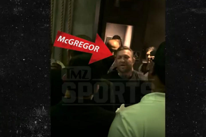 ΜακΓκρέγκορ: VIDEO του TMZ από την στιγμή που οδηγεί στην τουαλέτα τη γυναίκα που τον κατηγορεί για βιασμό