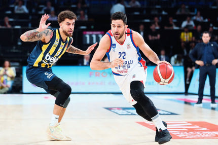 Εφές – Φενέρμπαχτσε 97-91: Ηγέτης Μίτσιτς οδήγησε την ομάδα του Αταμάν στη νίκη και το 2-1