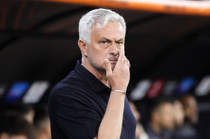 Ρόμα: Η UEFA ξεκίνησε έρευνα για τις ύβρεις του Ζοζέ Μουρίνιο προς τον διαιτητή μετά από το φινάλε του τελικού του Europa League