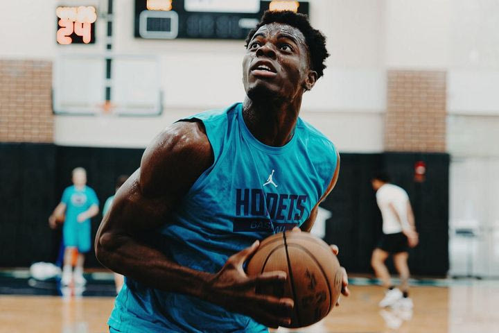 Στο Summer League με τους Σάρλοτ Χόρνετς ο Τζέιμς Νάτζι