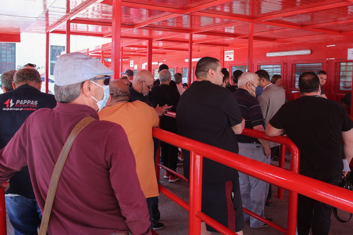 Ολυμπιακός: Έφυγαν 1.300 διαρκείας την πρώτη μέρα διάθεσης τους από τα εκδοτήρια