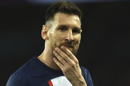 Λιονέλ Μέσι: Δύο χρόνια στο συνονθύλευμα της Παρί γεμάτα χρήματα, ασίστ και γκρίνια