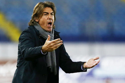 Η Βοϊβοντίνα “πίκαρε” τον Σα Πίντο του ΑΠΟΕΛ πριν από τις μονομαχίες τους στο Conference League