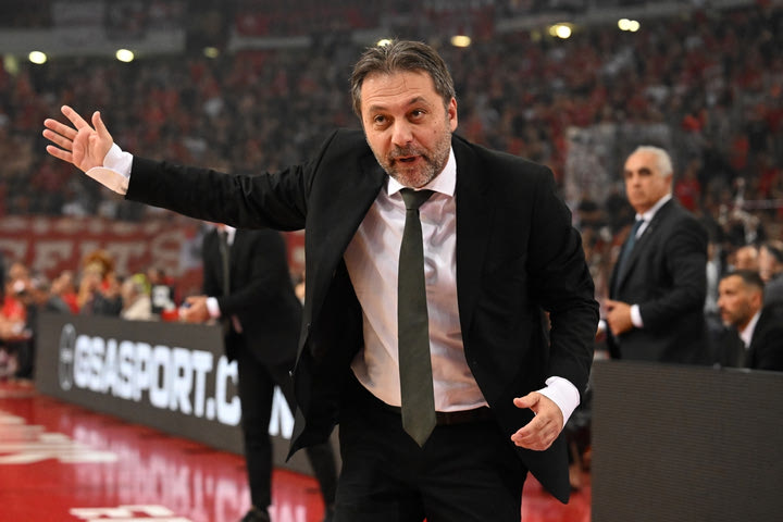 Σερέλης: “Έχουμε περισσότερη αυτοπεποίθηση, δεν ξέρω κατά πόσο ήταν ή δεν ήταν το φάουλ του Αγραβάνη στον Γουόκαπ”