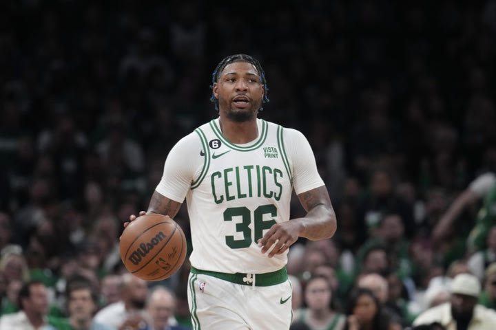 NBA: Οι Σέλτικς έστειλαν τον Σμαρτ στους Γκρίζλις για να μπορέσουν να πάρουν τον Πορζίνγκις