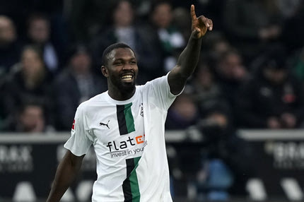 Ίντερ: Κέρδισε το ντέρμπι με την Μίλαν και “αρπάζει” τον Τουράμ