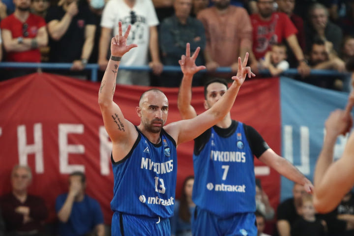 Ο Άγγελος Τσάμης σταματάει το μπάσκετ