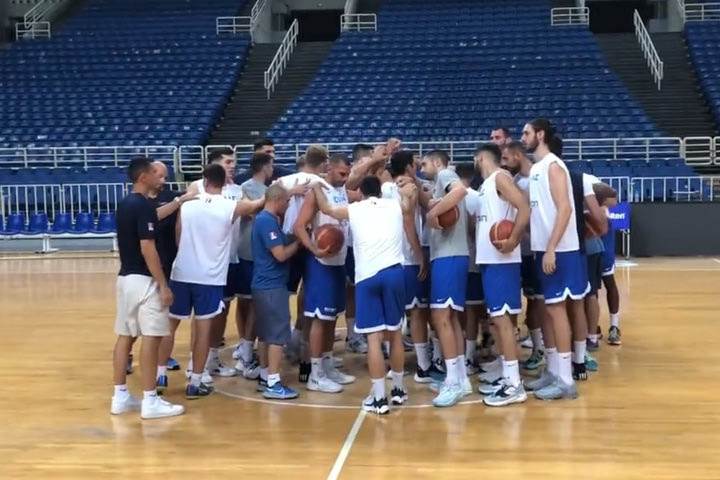 Εθνική Ελλάδας: To χειροκρότημα και “ζντο” πριν από την έναρξη της προπόνησης