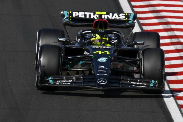 Formula 1, GP Ουγγαρίας: Μαγικός Χάμιλτον πήρε την pole position, στα τρία χιλιοστά ο Φερστάπεν