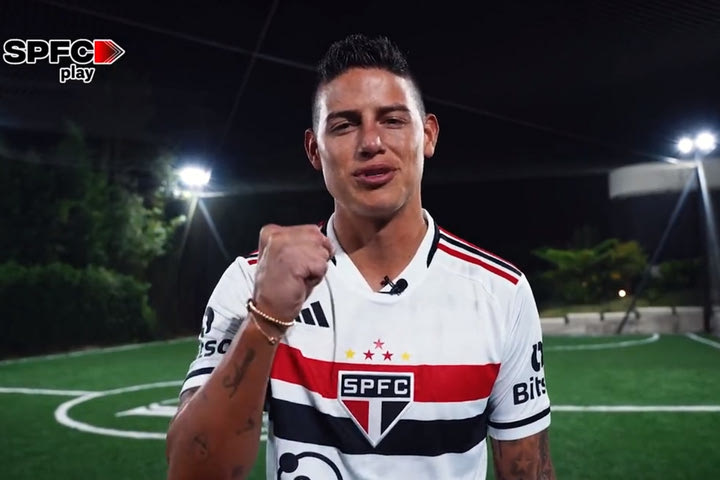 Ο Χάμες Ροντρίγκες και με τη βούλα παίκτης της Σάο Πάουλο