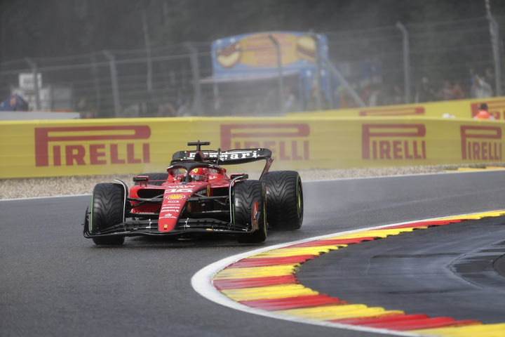 Formula 1: Εκθαμβωτικός Φερστάπεν στο Σπα, στην πολ ποζίσιον ο Λεκλέρ