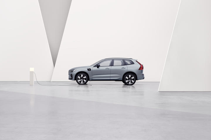 H Volvo παρουσιάζει το απόλυτο XC60