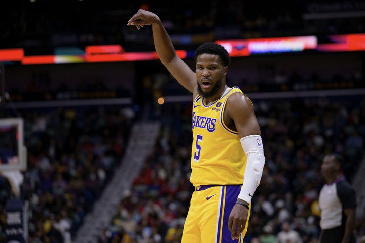 NBA: Οι Μπακς συμφώνησαν με τον Μαλίκ Μπίσλι, βάζοντας ακόμα έναν σουτέρ στο πλευρό του Γιάννη Αντετοκούνμπο