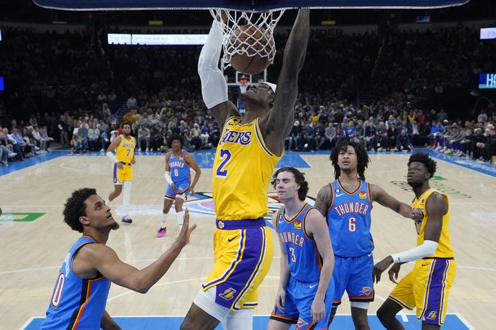 NBA: Οι Σίξερς συμφώνησαν με τον Μο Μπάμπα και πρόσθεσαν μέγεθος στο ρόστερ τους