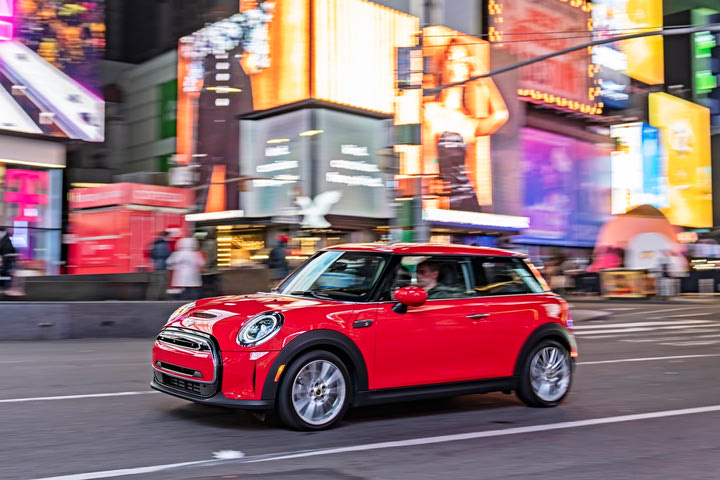 Καλοκαιρινή γιορτή Mini σε Αθήνα και Θεσσαλονίκη